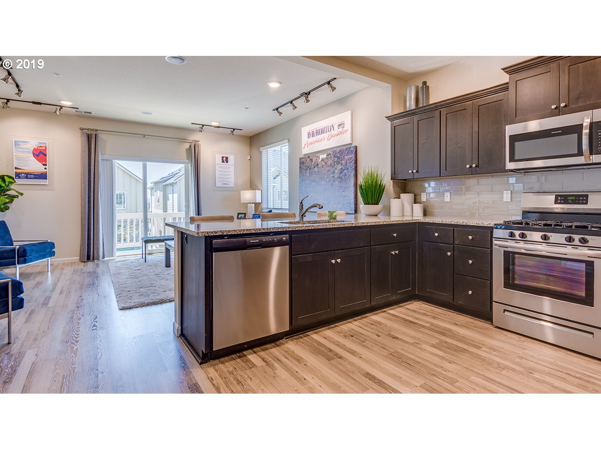 15558 Northwest Brugger Road Portland, OR 97229 - Photo 4 of 25 Gallery Image 4