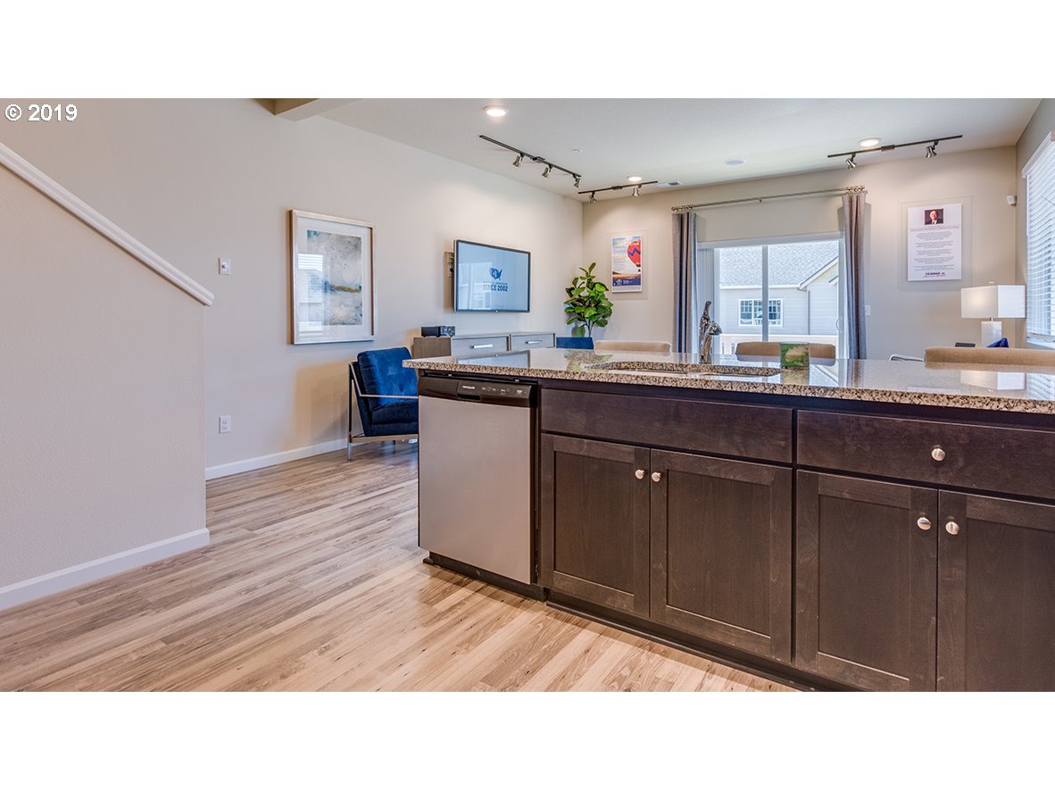 15558 Northwest Brugger Road Portland, OR 97229 - Photo 7 of 25 Gallery Image 7