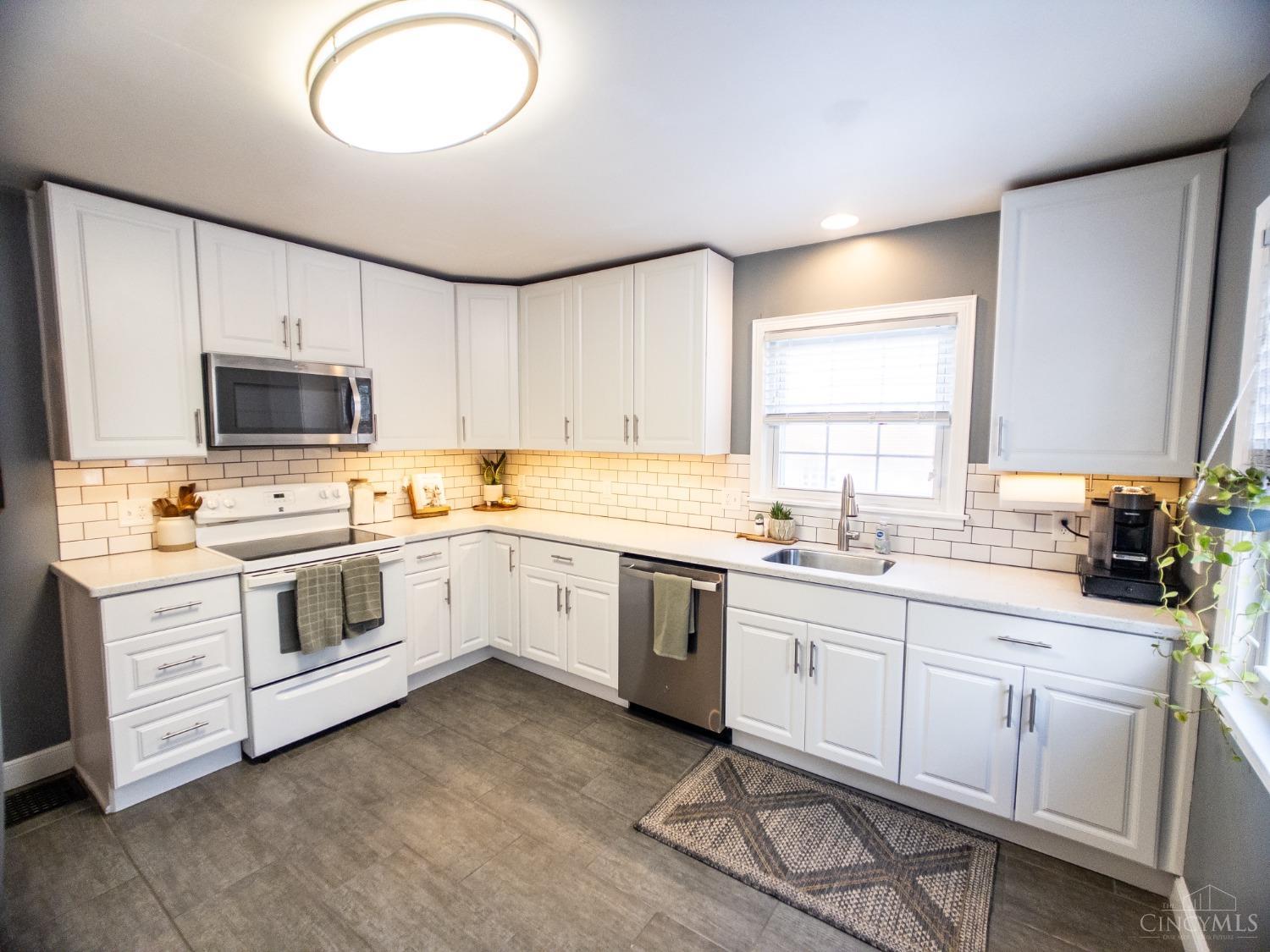 5756 Haubner Road Cincinnati, OH 45247 - Photo 24 of 32 Gallery Image 24