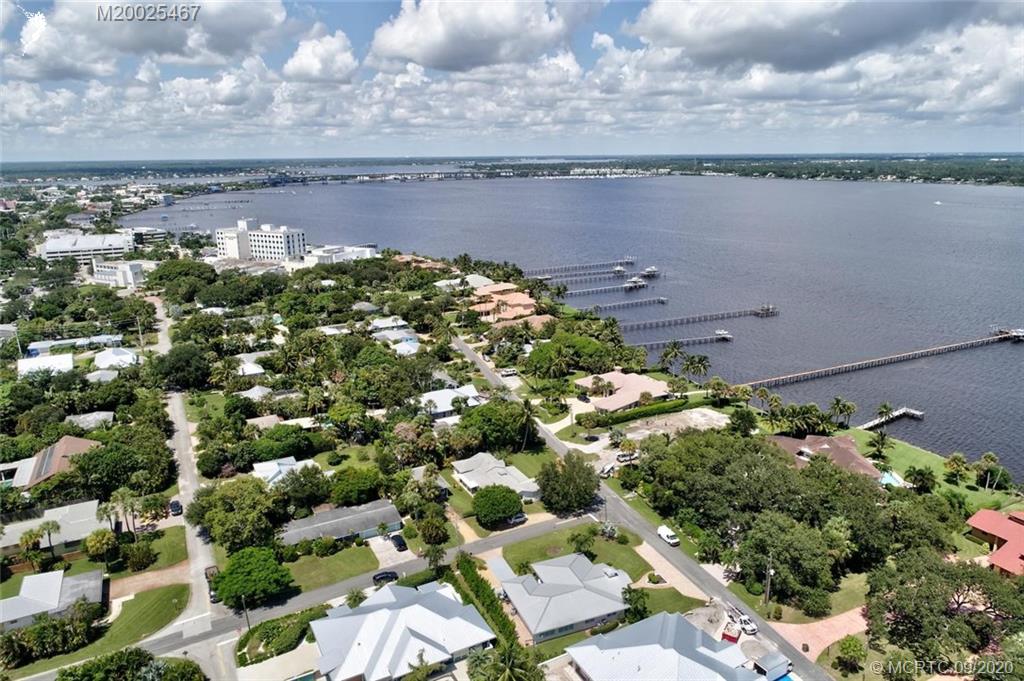 904 Southeast Riverside Drive Stuart, FL 34994 - Photo 69 of 72 a view of a lake