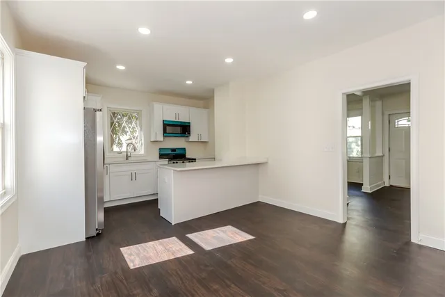 $600,000 | 73 Maple Avenue, Johnston, RI 02919