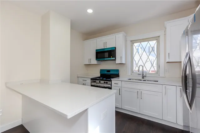 $600,000 | 73 Maple Avenue, Johnston, RI 02919