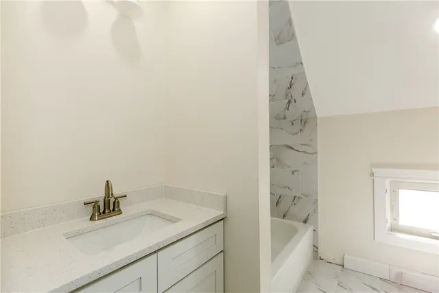 $600,000 | 73 Maple Avenue, Johnston, RI 02919