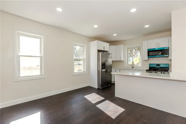 $600,000 | 73 Maple Avenue, Johnston, RI 02919