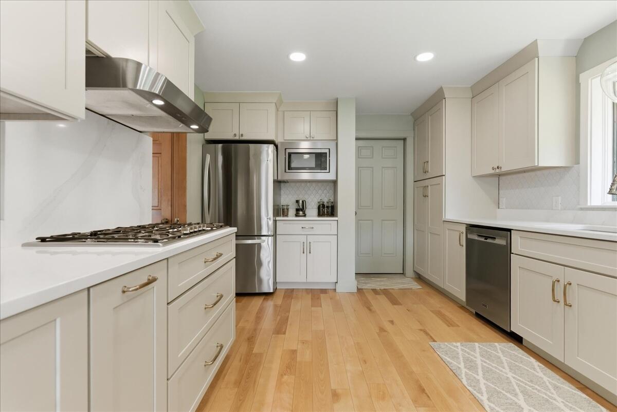641 North Parish Road Turner, ME 04282 - Photo 19 of 112 046-DSC05231