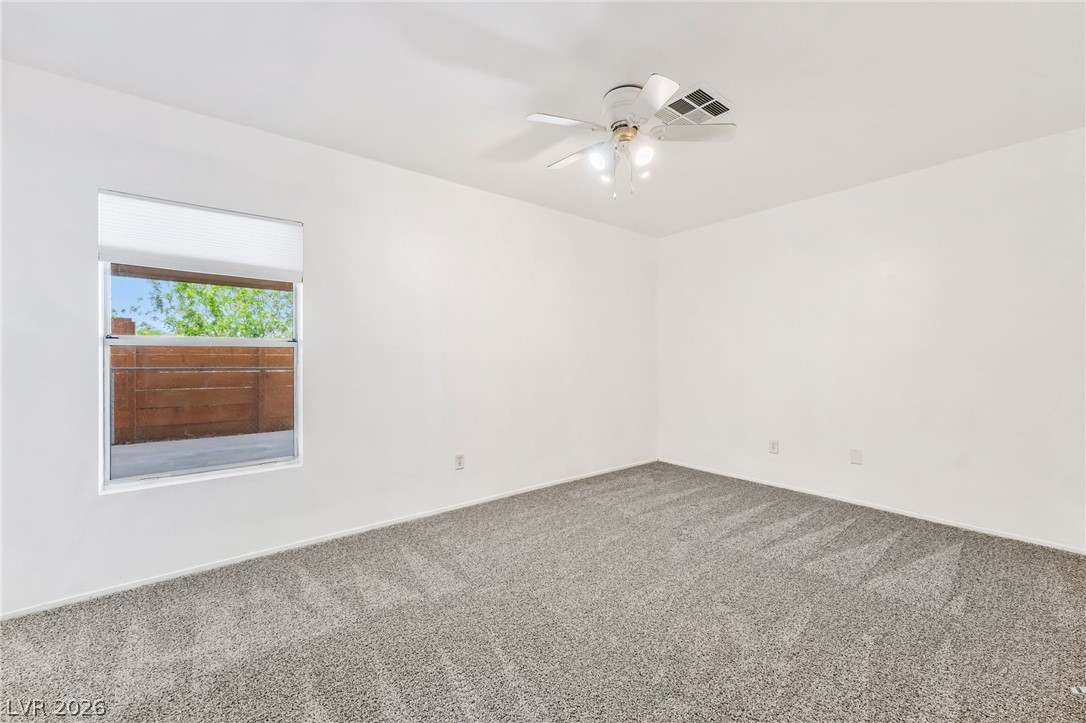 242 Nebraska Avenue Henderson, NV 89015 - Photo 17 of 46 Bright and cheery with new carpet and paint