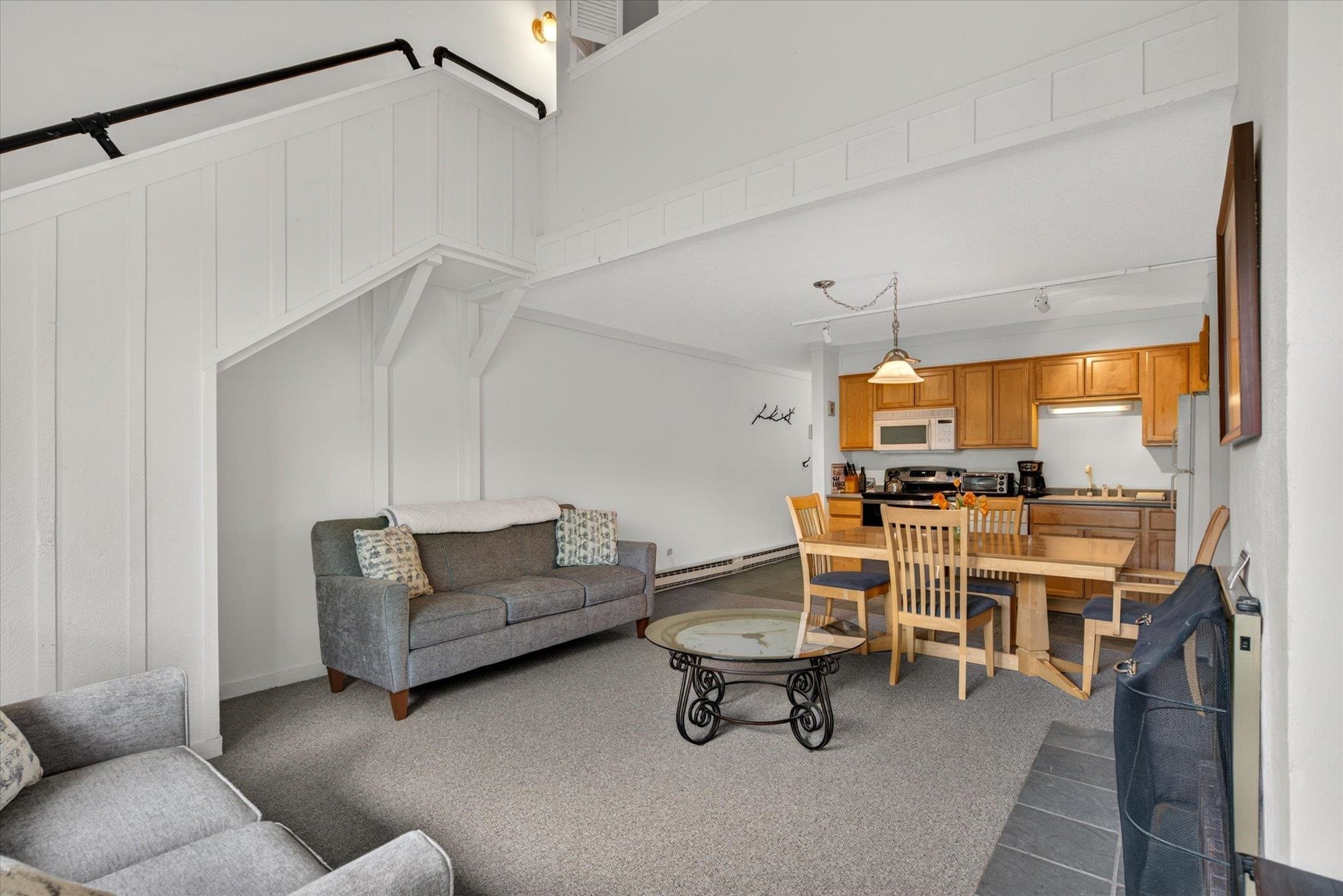 695 East Mountain Road, Unit E7 Killington, VT 05751 - Photo 7 of 32