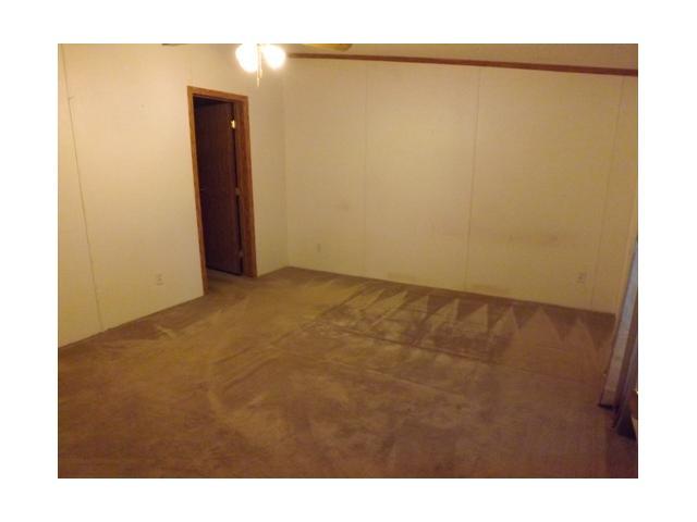 10115 Stage Road Logan, OH 43138 - Photo 11 of 16