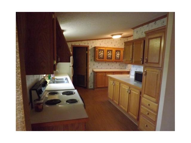 10115 Stage Road Logan, OH 43138 - Photo 9 of 16