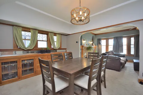 $259,900 | 5600 West Notre Dame Court, Milwaukee, WI 53208