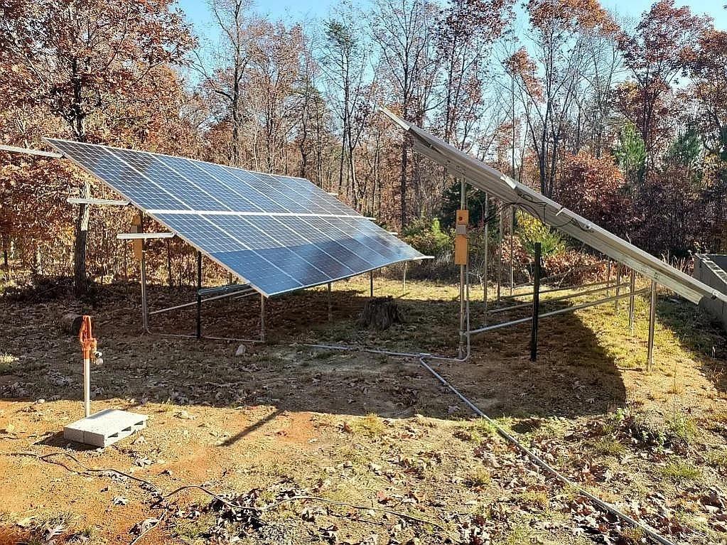 3171 Earley Farm Road Madison Heights, VA 24572 - Photo 11 of 42 a view of wooden roof and deck