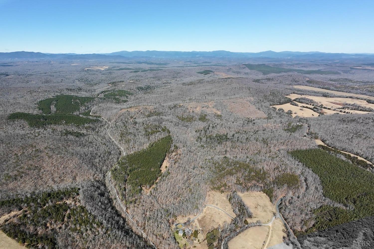 3171 Earley Farm Road Madison Heights, VA 24572 - Photo 20 of 42 a view of a mountain with an outdoor space