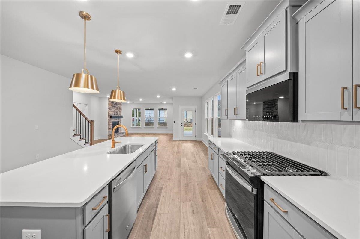 13030 Black Walnut Way Inman, SC 29349 - Photo 8 of 28