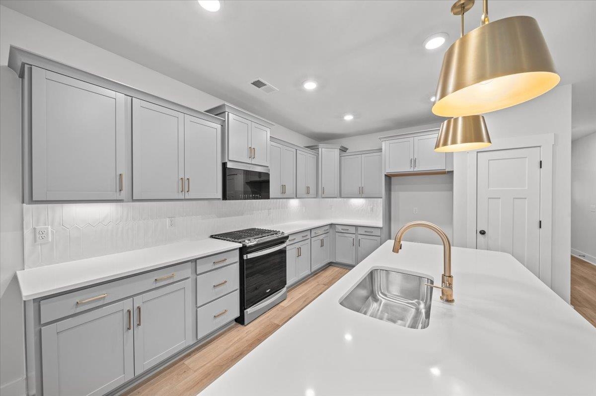 13030 Black Walnut Way Inman, SC 29349 - Photo 9 of 28