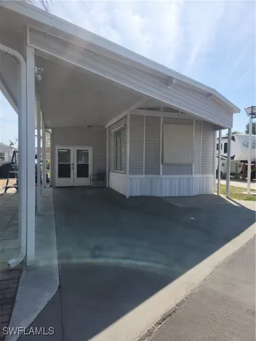 a view of outdoor space