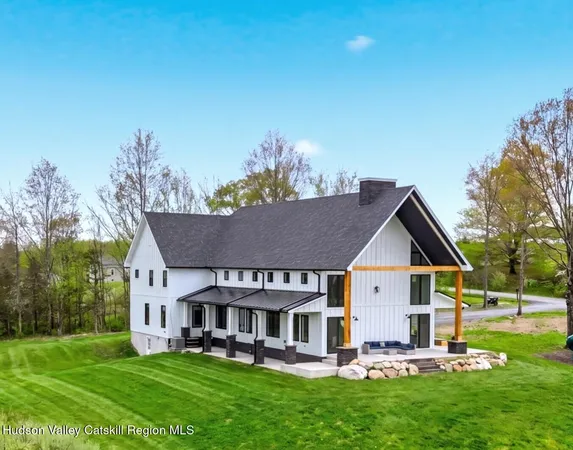 $2,290,000 | 6 Misty Ridge Road, Gardiner, NY 12525