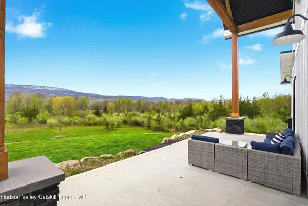 $2,290,000 | 6 Misty Ridge Road, Gardiner, NY 12525