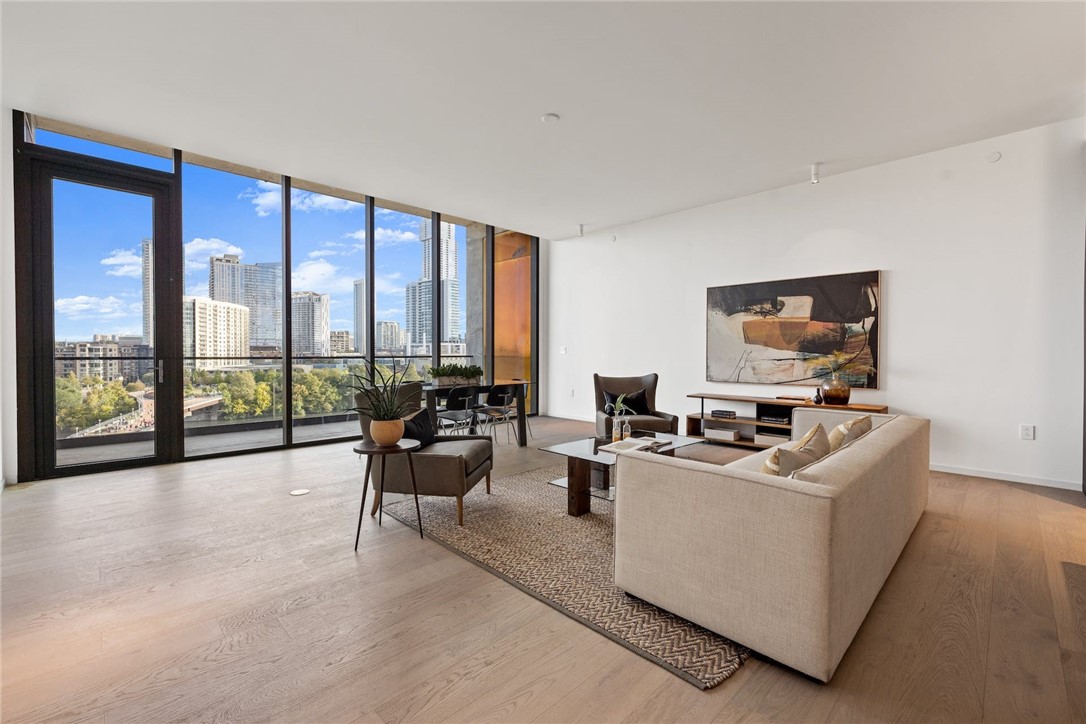 1211 West Riverside Drive, Unit 7A Austin, TX 78704 - Photo 8 of 39 Grand open plan living and dining area