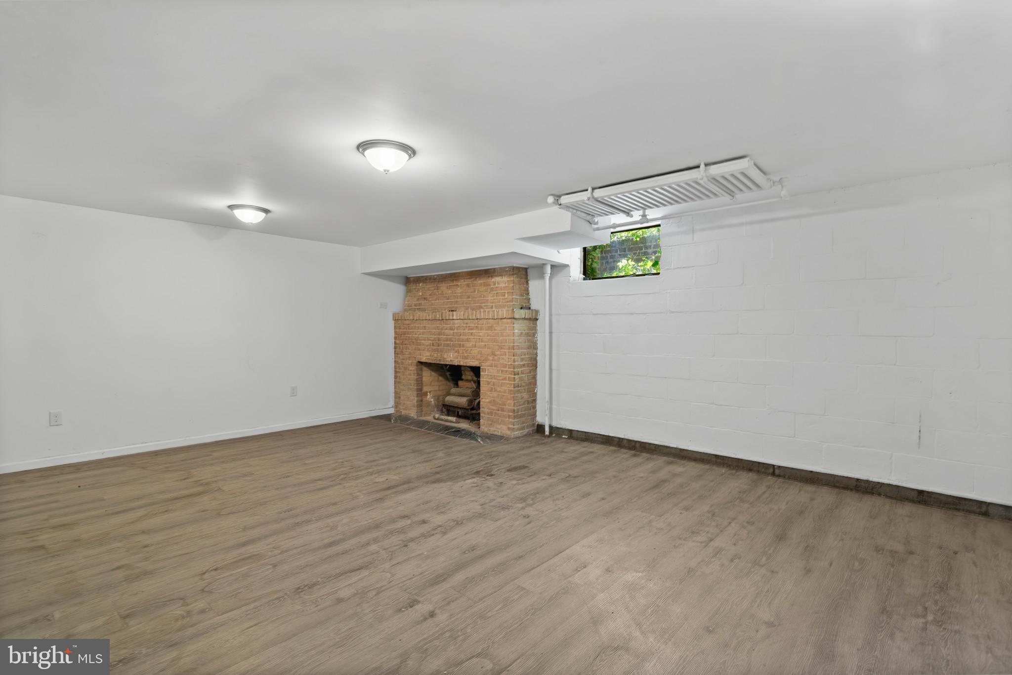 2316 Midland Road Harrisburg, PA 17104 - Photo 28 of 50