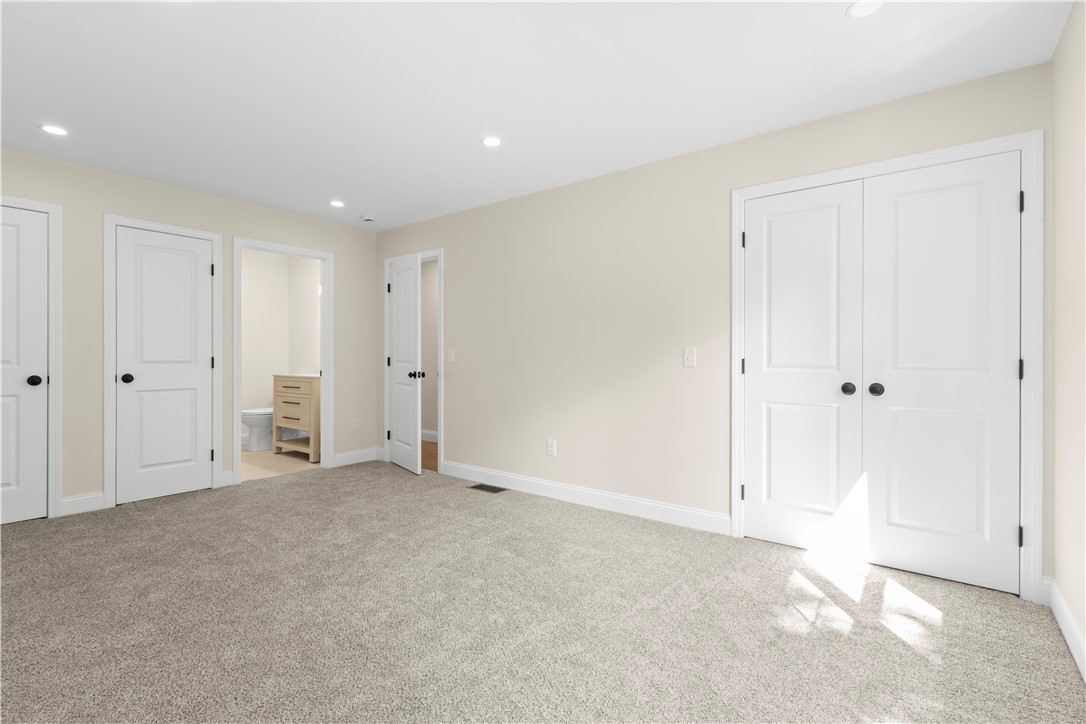 192 Terrace Avenue Pawtucket, RI 02860 - Photo 16 of 28 Gallery Image 16