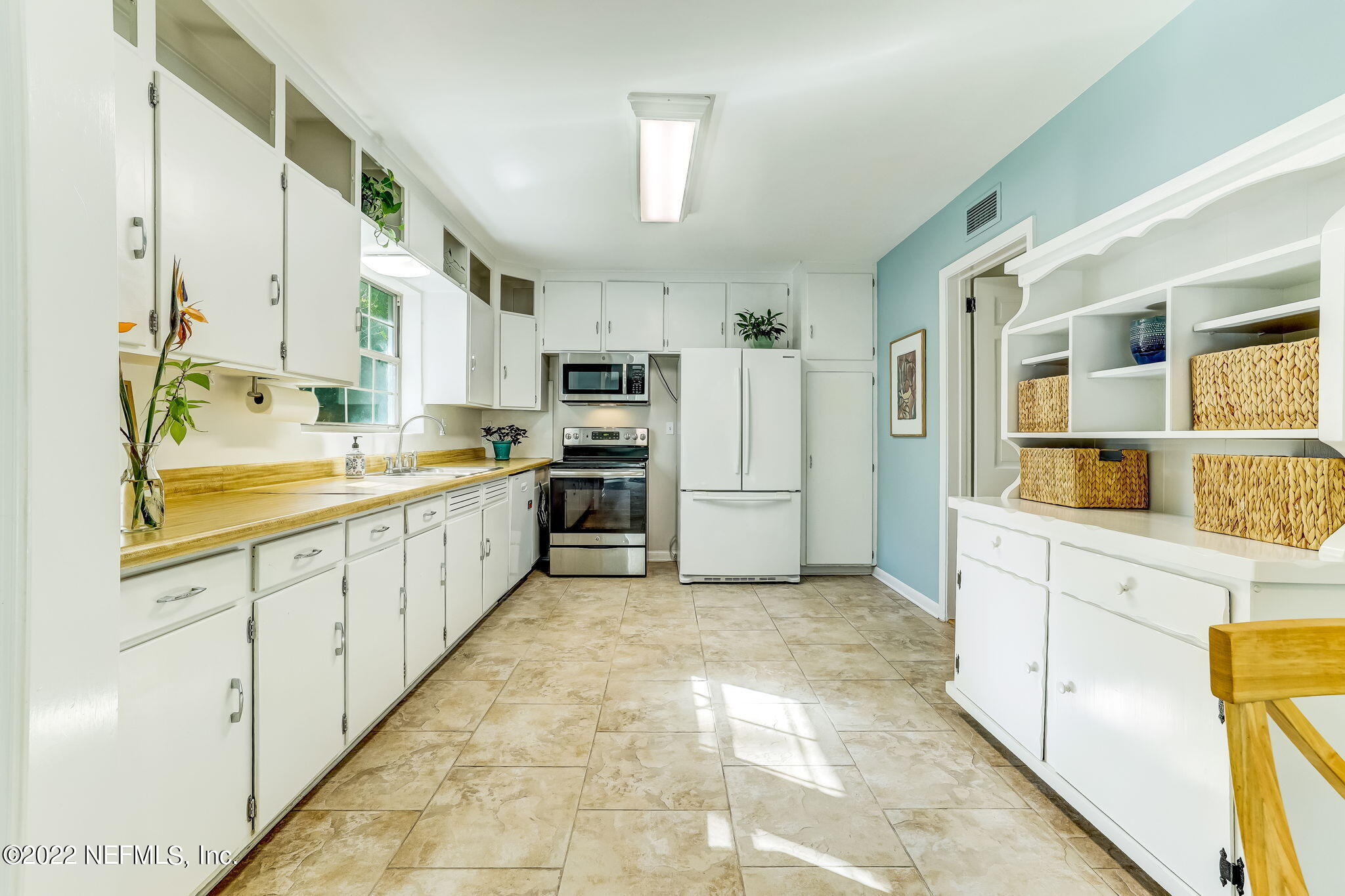 5743 Salerno Road Jacksonville, FL 32244 - Photo 27 of 51 Kitchen