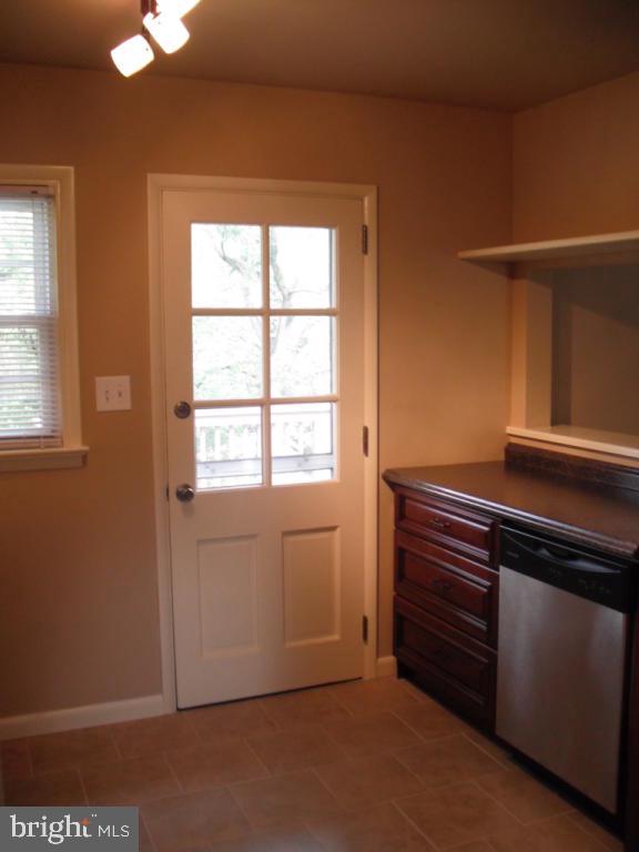 752 Dorsea Road Lancaster, PA 17601 - Photo 5 of 17 Gallery Image 5