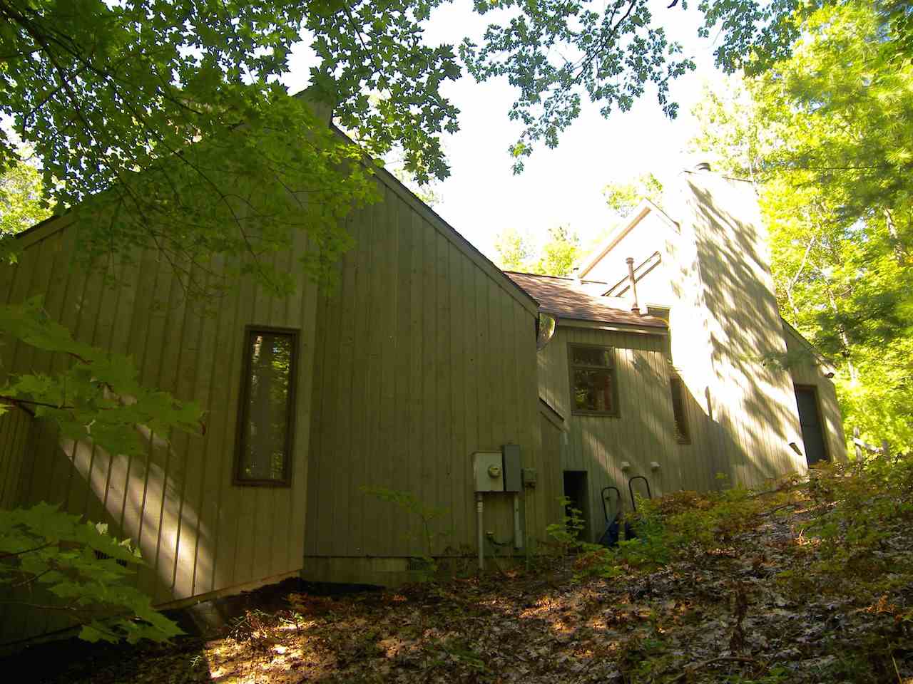 5024 Woodridge Road Maple City, MI 49664 - Photo 37 of 42 1806368-36.JPG