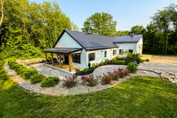 $849,900 | 23549 Forest Shores Drive, Cassopolis, MI 49031