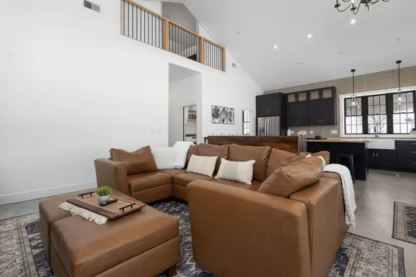 $849,900 | 23549 Forest Shores Drive, Cassopolis, MI 49031