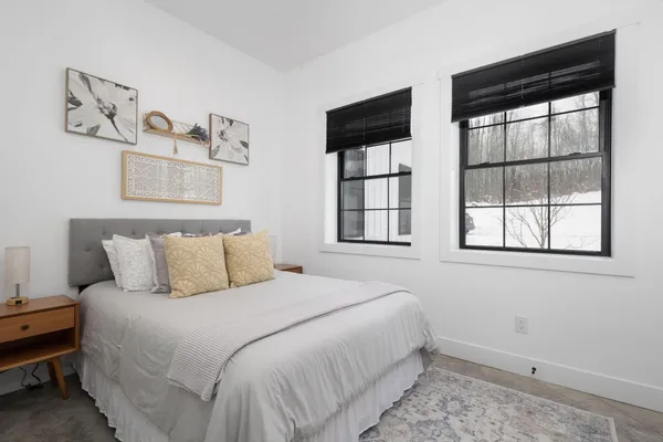 $849,900 | 23549 Forest Shores Drive, Cassopolis, MI 49031