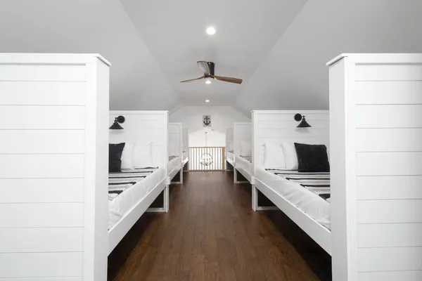 $849,900 | 23549 Forest Shores Drive, Cassopolis, MI 49031