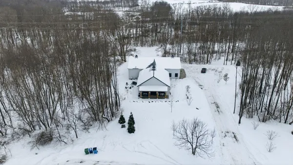 $849,900 | 23549 Forest Shores Drive, Cassopolis, MI 49031