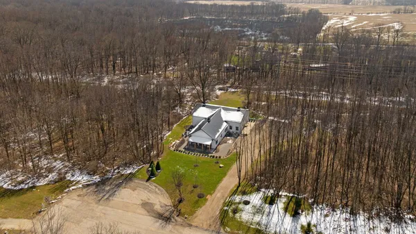 $849,900 | 23549 Forest Shores Drive, Cassopolis, MI 49031