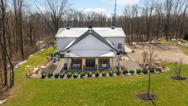 $849,900 | 23549 Forest Shores Drive, Cassopolis, MI 49031