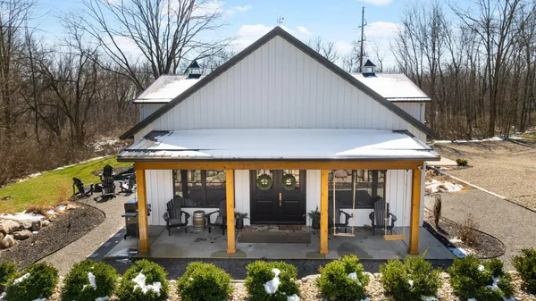 $849,900 | 23549 Forest Shores Drive, Cassopolis, MI 49031