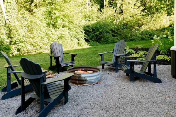 $849,900 | 23549 Forest Shores Drive, Cassopolis, MI 49031