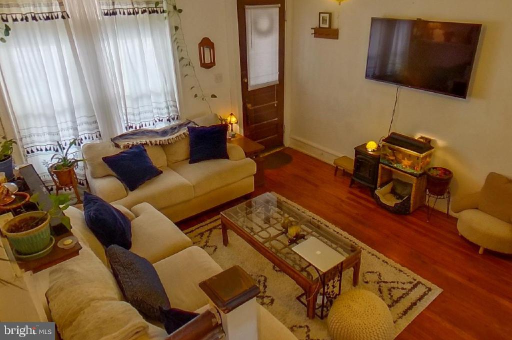 5142 Webster Street Philadelphia, PA 19143 - Photo 3 of 20 Living Room