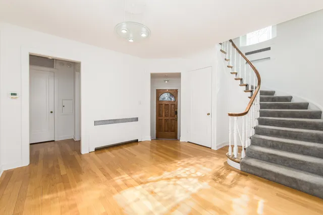 $795,000 | 4410 Bobolink Terrace, Skokie, IL 60076