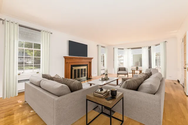 $795,000 | 4410 Bobolink Terrace, Skokie, IL 60076