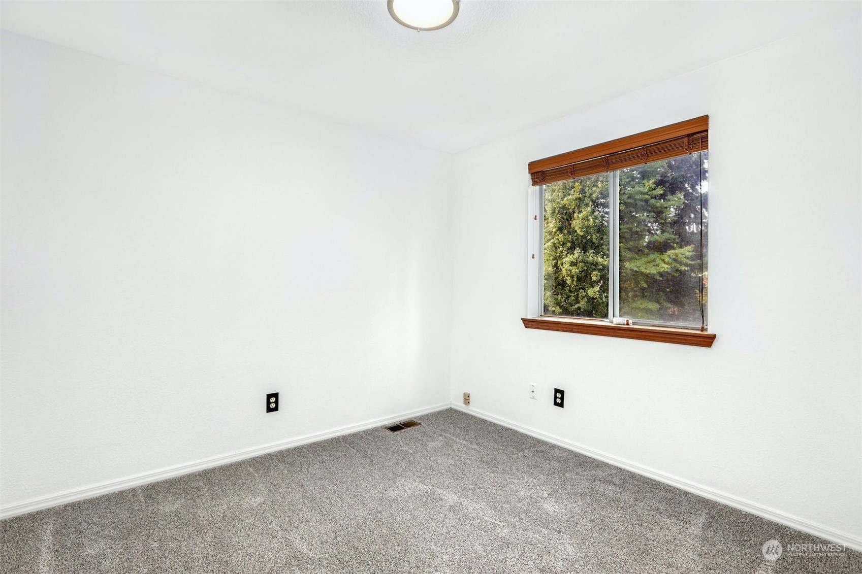3217 208th Place Southeast Bothell, WA 98021 - Photo 22 of 26 Gallery Image 22