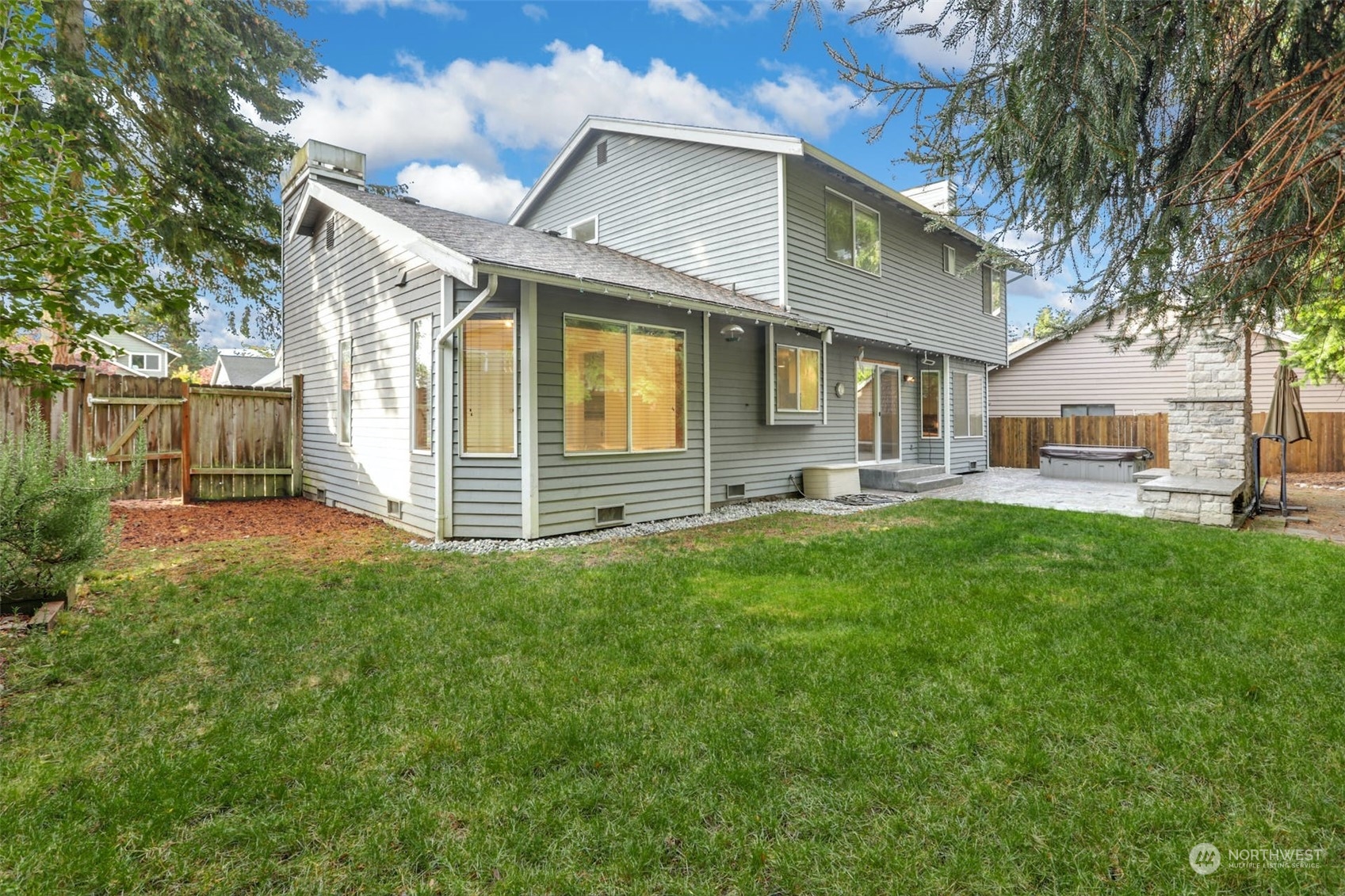 3217 208th Place Southeast Bothell, WA 98021 - Photo 4 of 26 Gallery Image 4