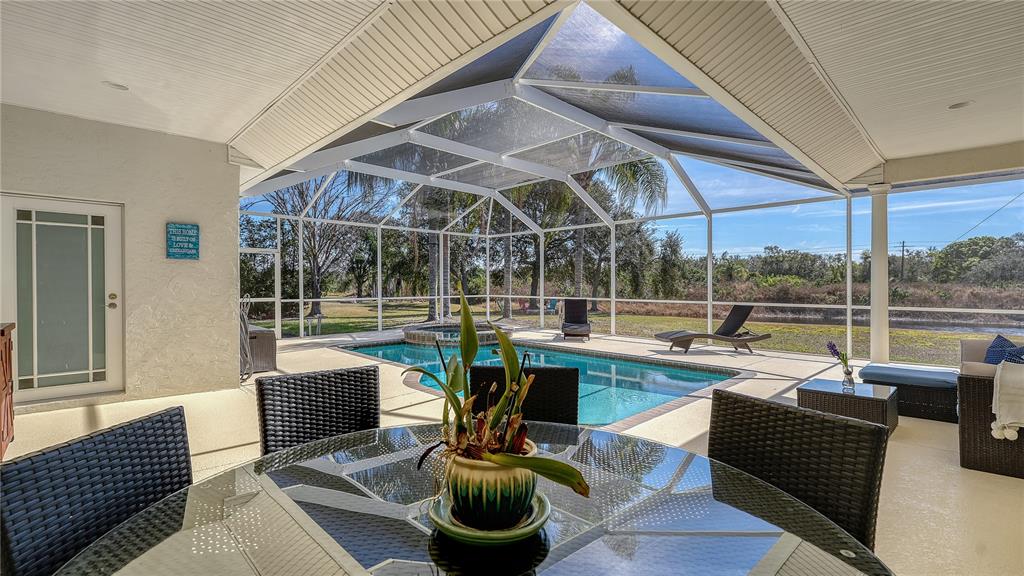 2098 Palm View Road Sarasota, FL 34240 - Photo 13 of 45 Gallery Image 13