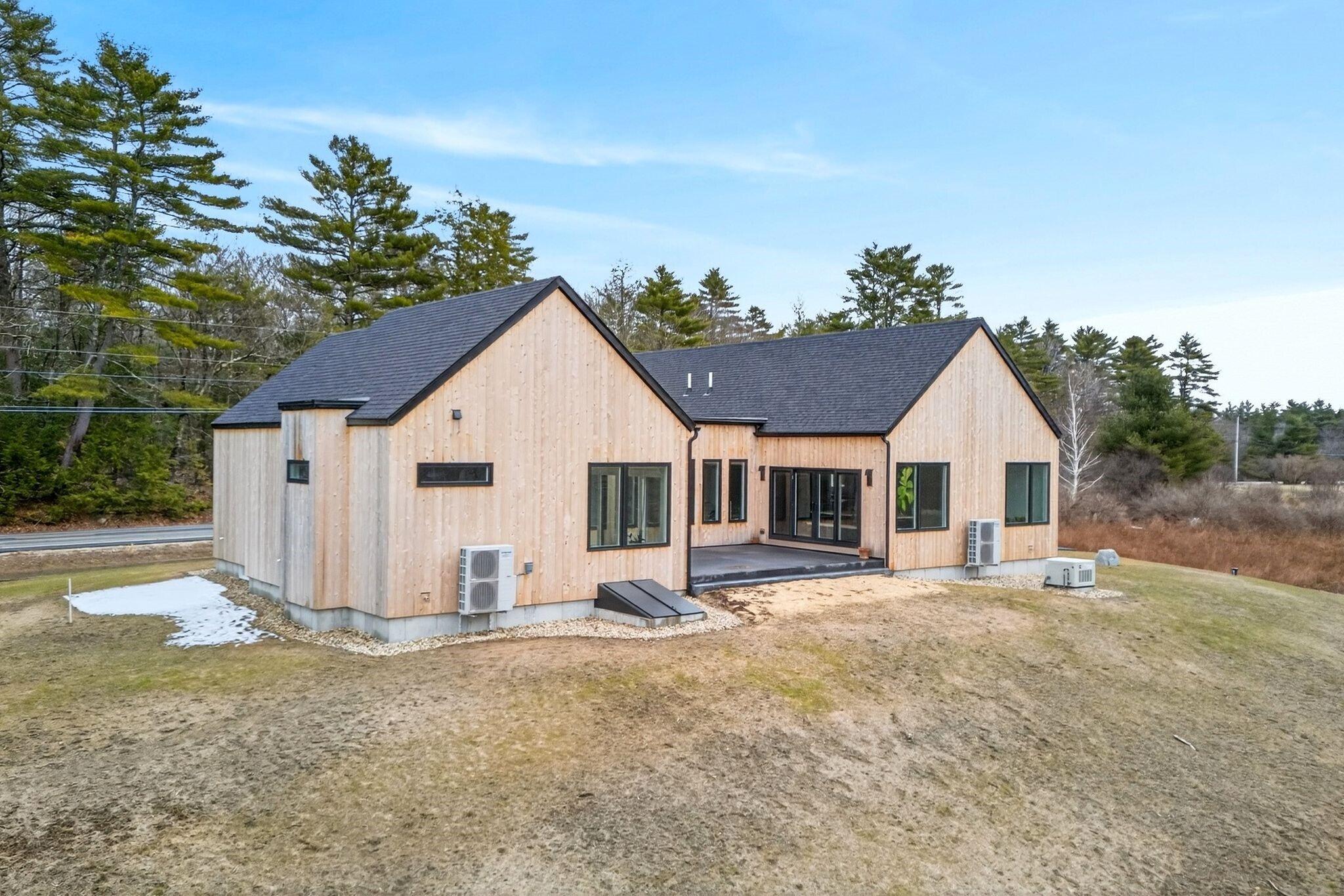 140 Longwoods Road Falmouth, ME 04105 - Photo 11 of 76 11