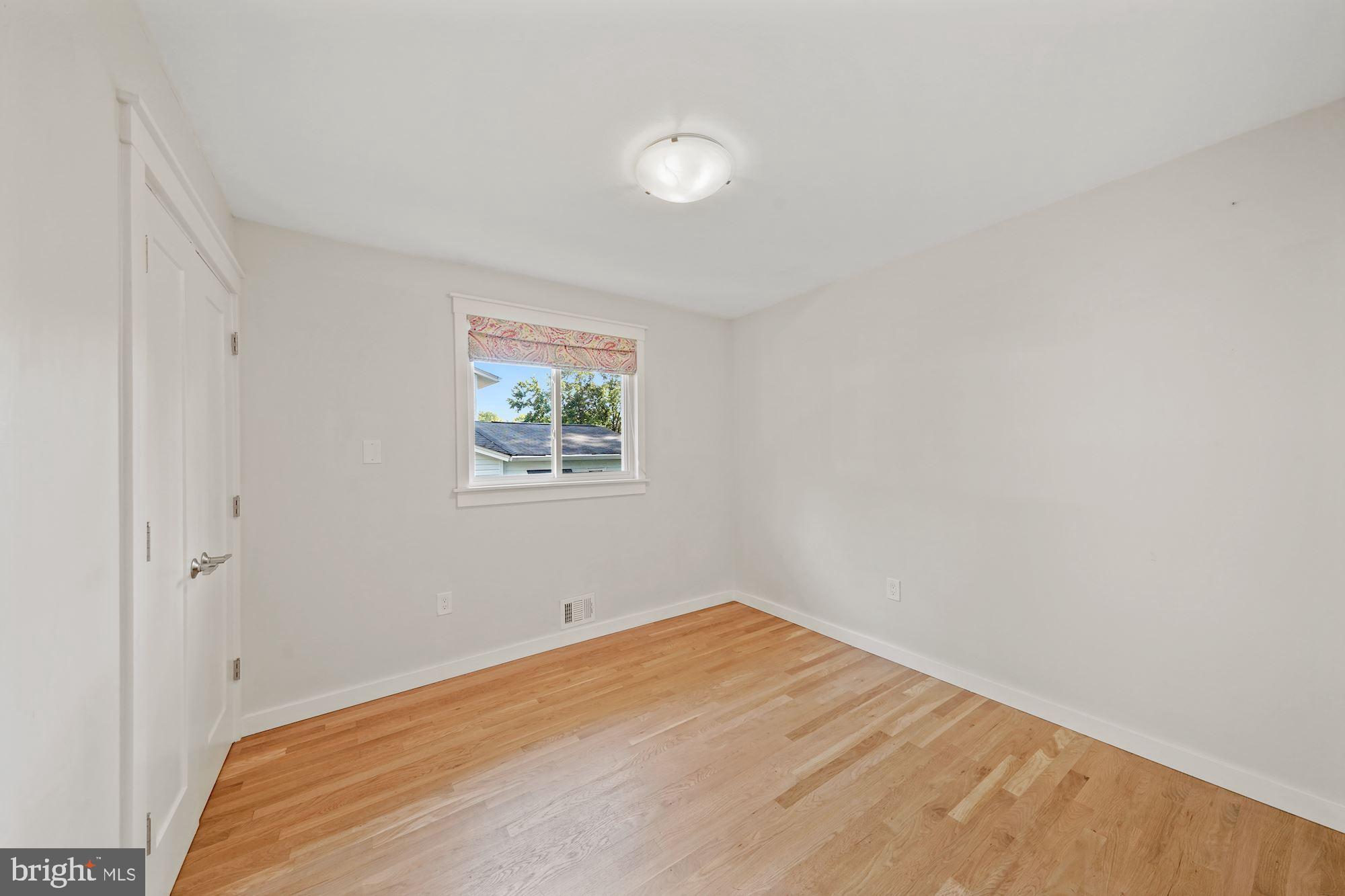 6924 Vancouver Road Springfield, VA 22152 - Photo 16 of 28 3rd Bedroom with Hardwood Flooring