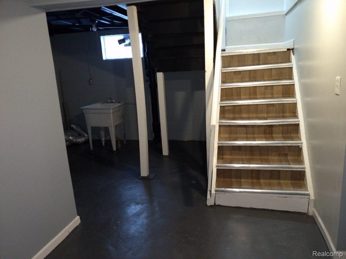 4408 Devonshire Road Detroit, MI 48224 - Photo 16 of 21 445400-17.jpg