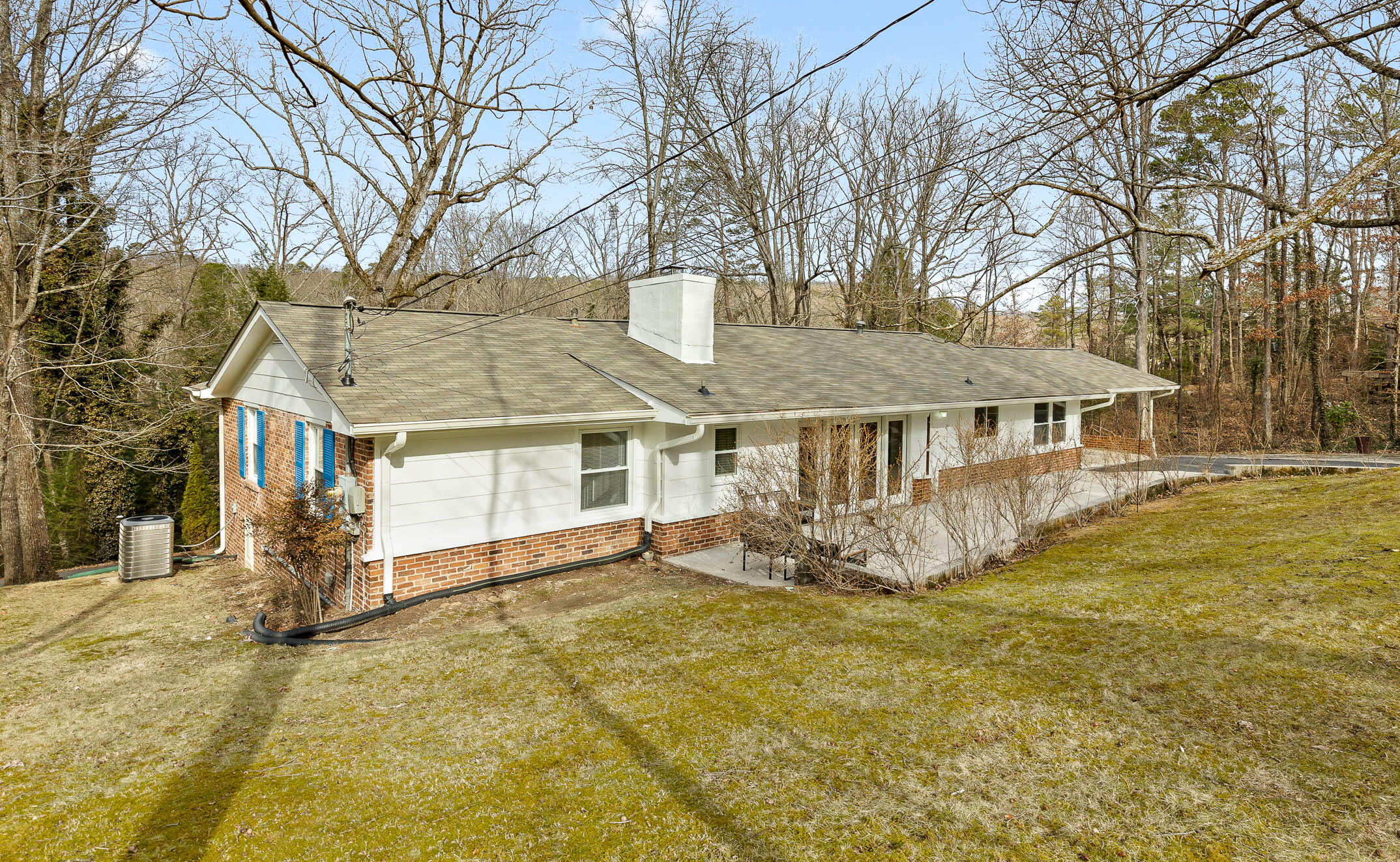 320 Green Gorge Road Signal Mountain, TN 37377 - Photo 34 of 37 GreenGorgeRd-31