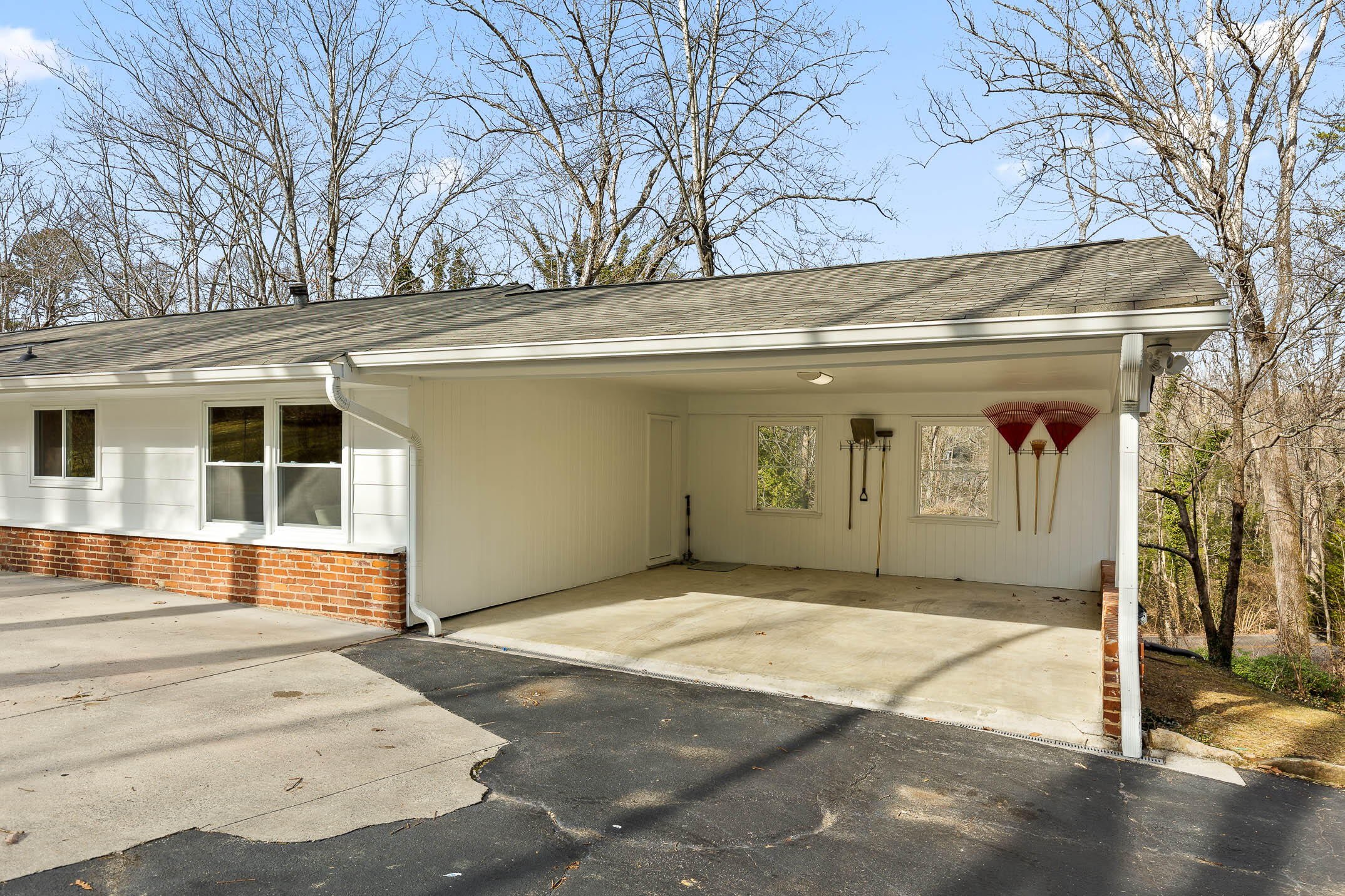 320 Green Gorge Road Signal Mountain, TN 37377 - Photo 36 of 37 GreenGorgeRd-33