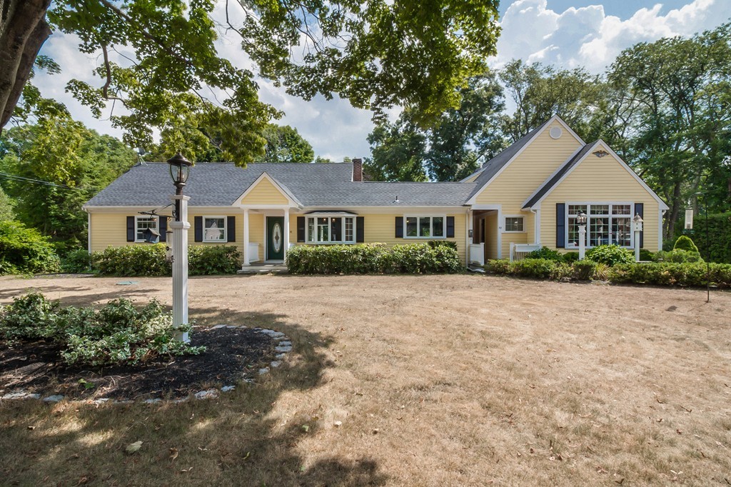 30 Oakhurst Road Scituate, MA 02066 - Photo 1 of 29 Gallery Image 1