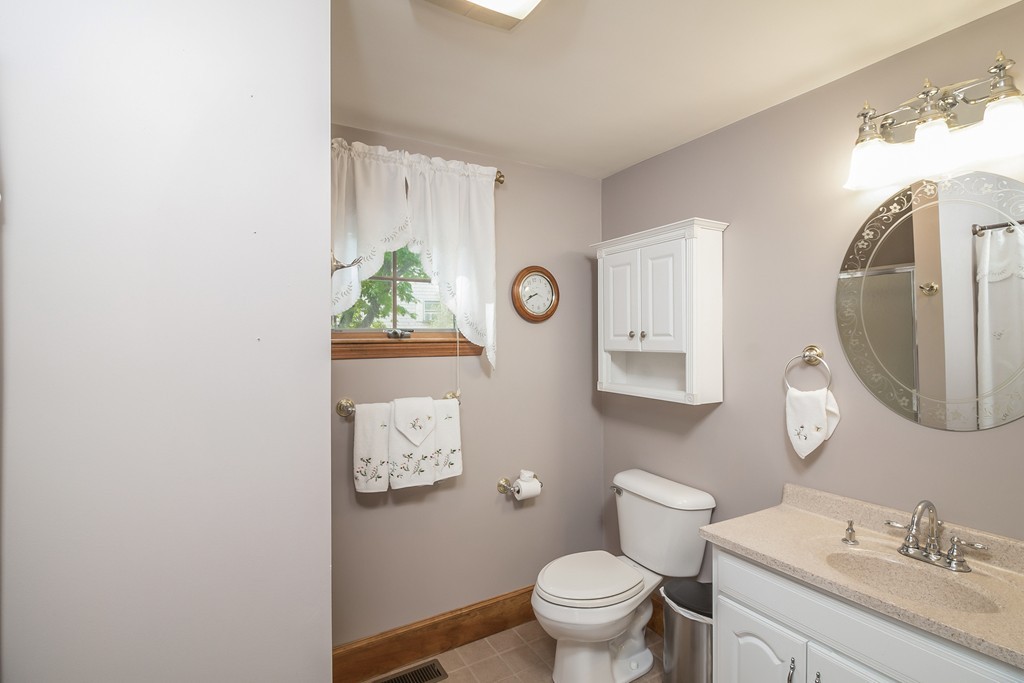 30 Oakhurst Road Scituate, MA 02066 - Photo 6 of 29 Gallery Image 6