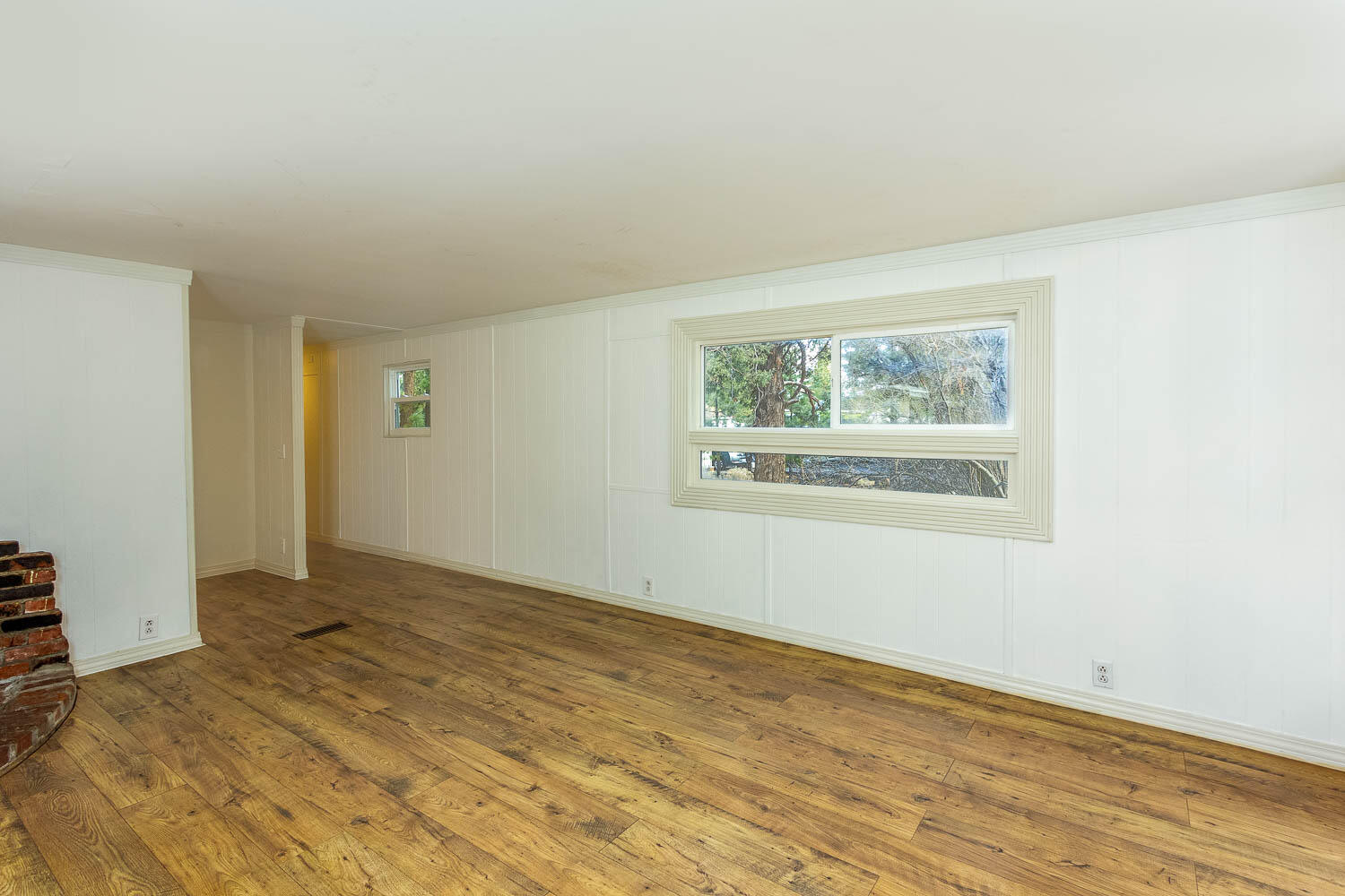 60299 Cinder Butte Road Bend, OR 97702 - Photo 13 of 28 Living Room